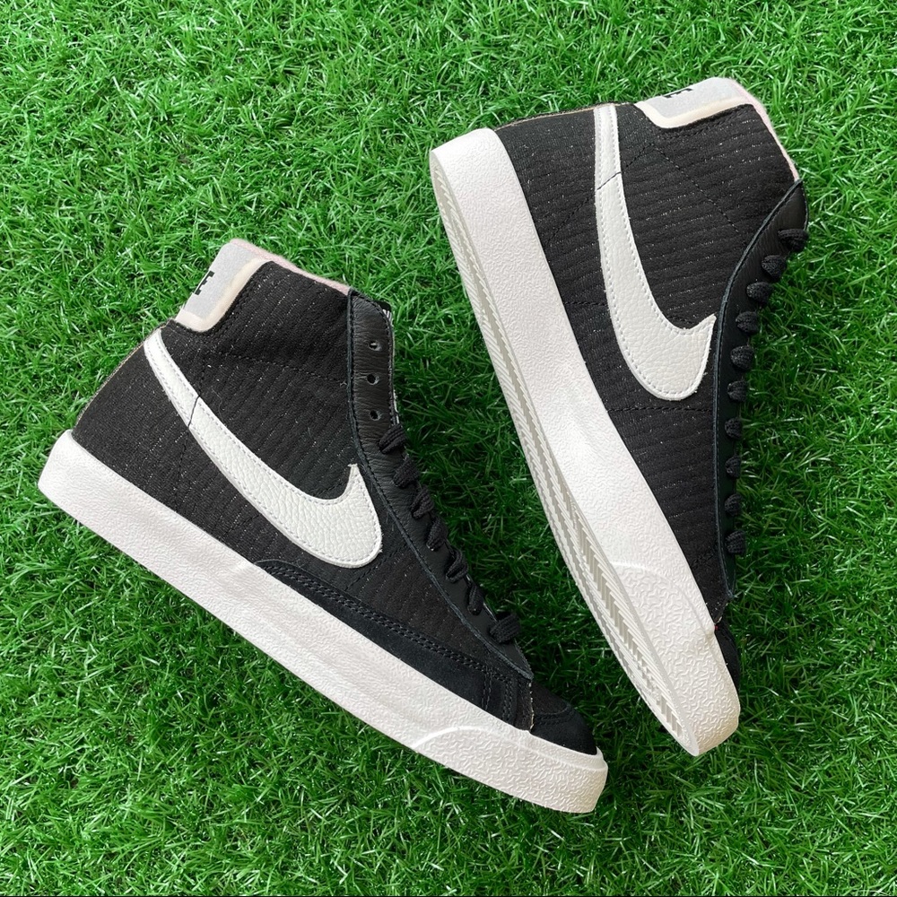 Nike Blazer Mid - image 2